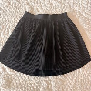 All in Motion Black Pleated Skort